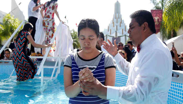 el bautismo es un rito multidimensional